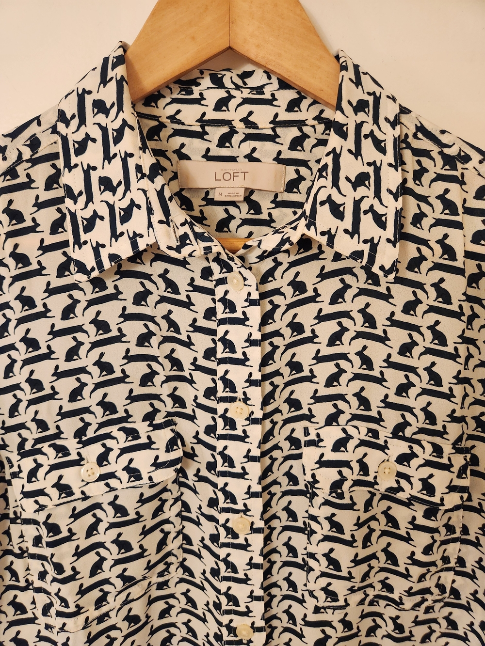 LOFT Women’s White And Hunter Green Rabbit Print Button-Up Shirt
